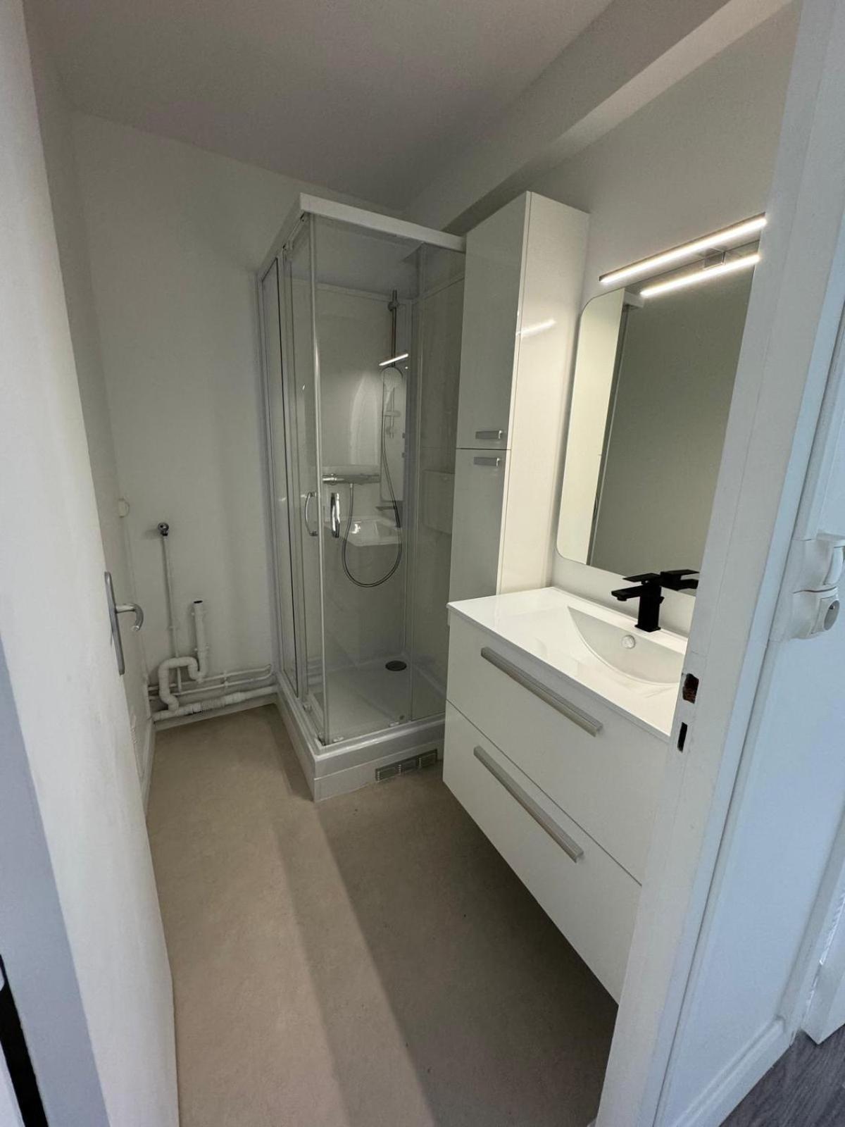Logement Spacieux A 15Min De Paris - Free Parking - Free Wifi Pantin Exteriör bild