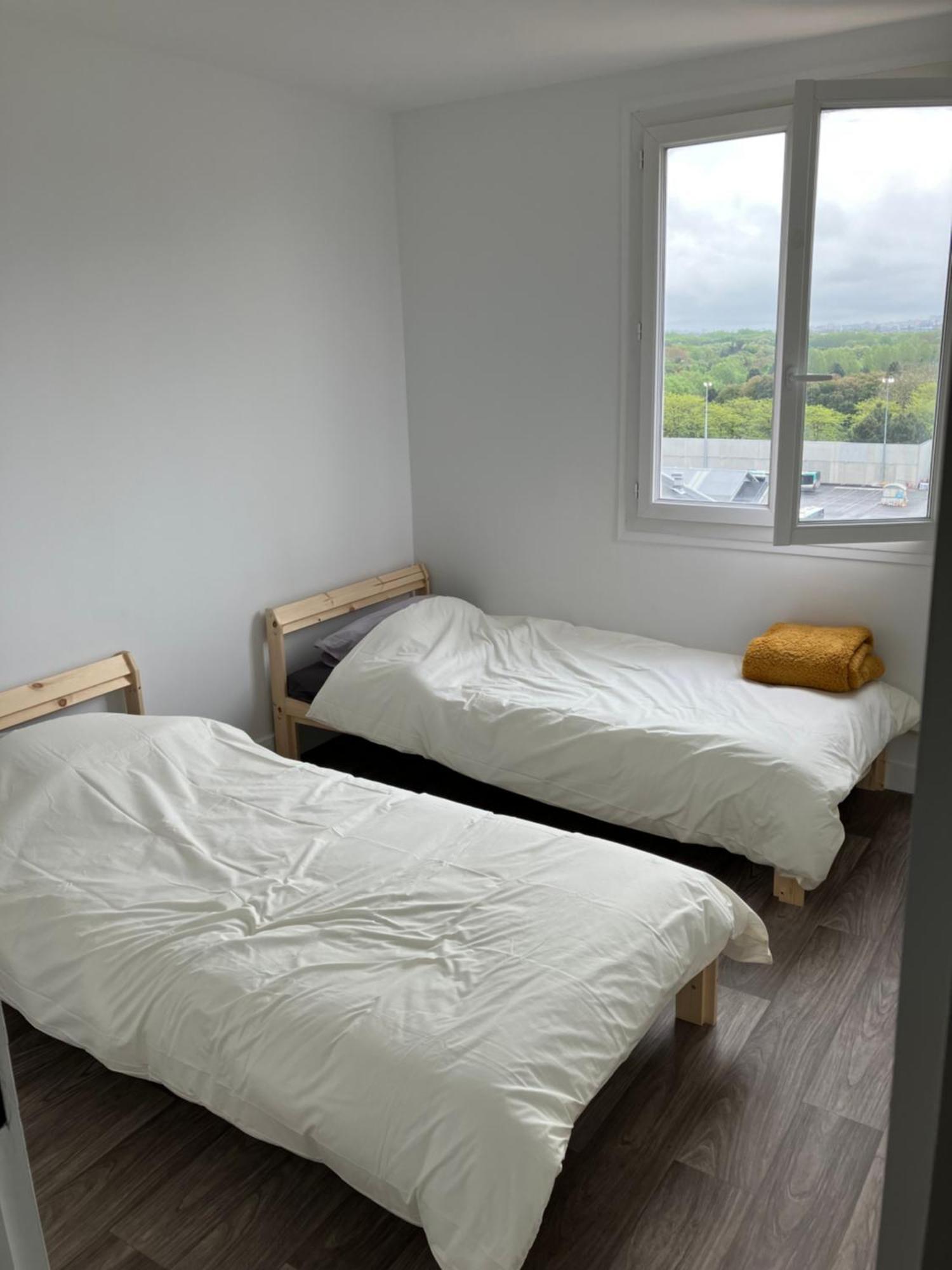 Logement Spacieux A 15Min De Paris - Free Parking - Free Wifi Pantin Exteriör bild
